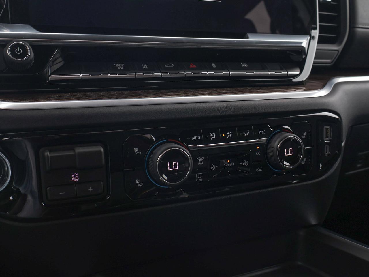 2026 Chevrolet SILVERADO 2500HD LT Photo