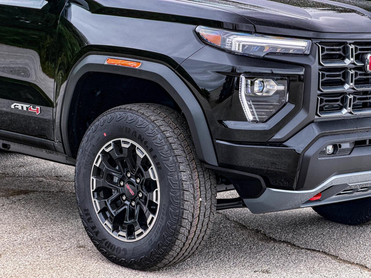 2026 GMC Canyon AT4 Photo