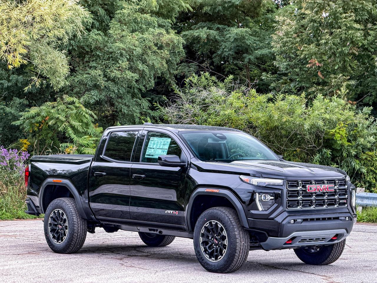 2026 GMC Canyon AT4 Photo