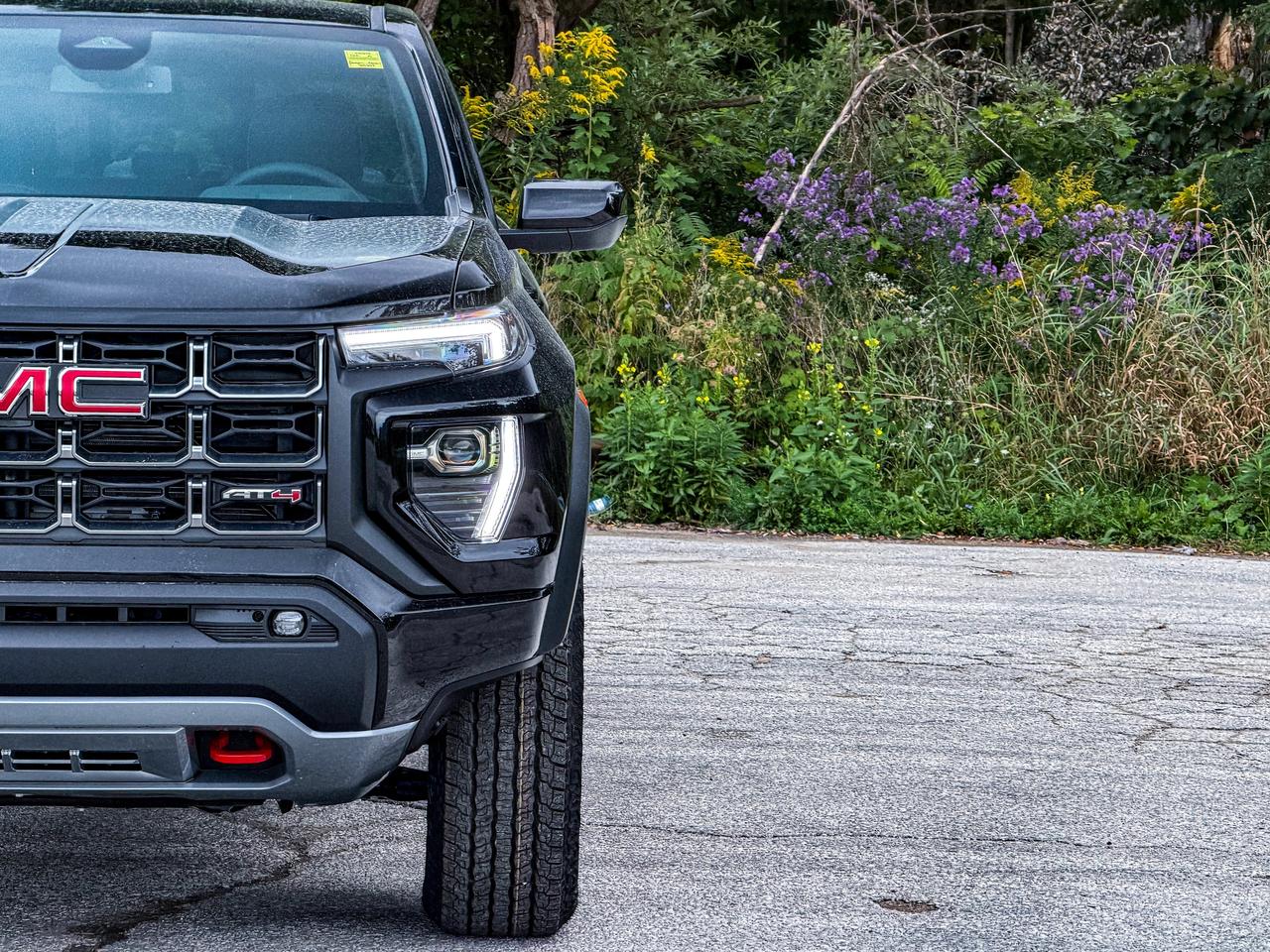 2026 GMC Canyon AT4 Photo