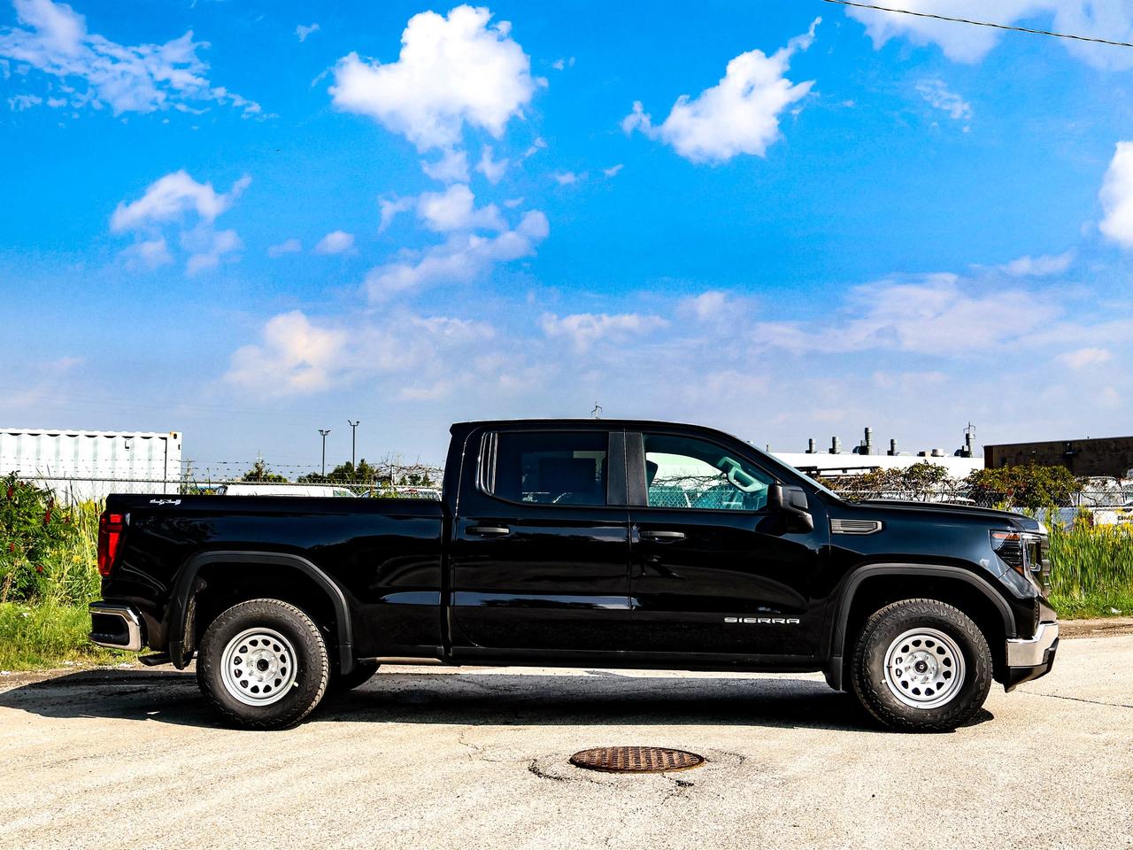 2026 GMC Sierra 1500 PRO Photo