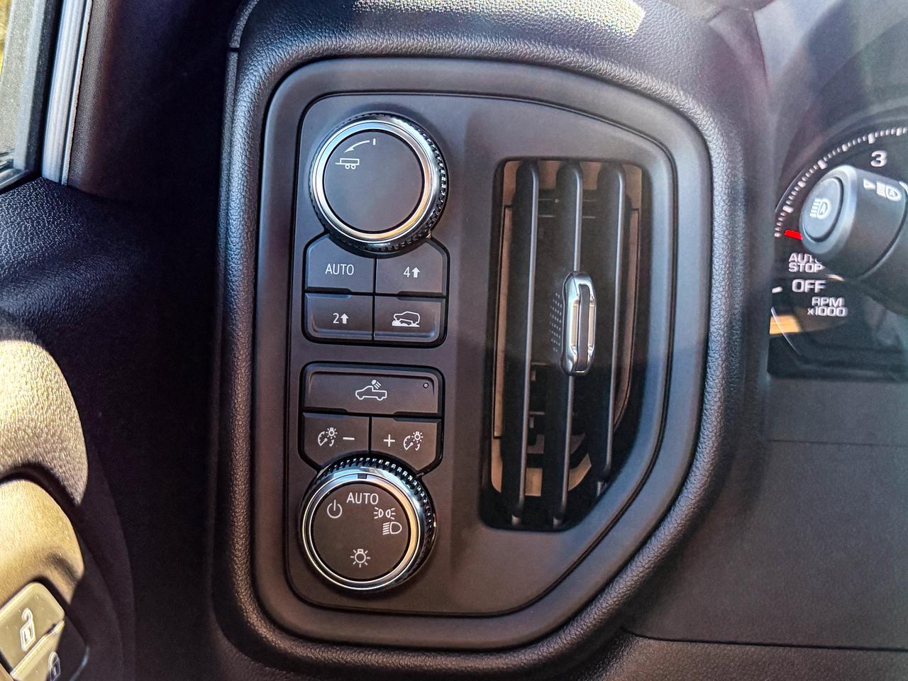 2026 GMC Sierra 1500 PRO Photo