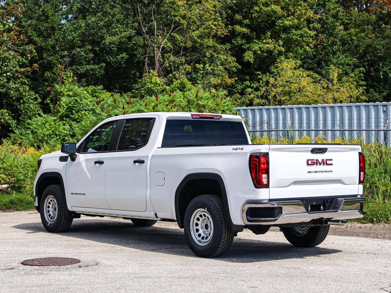 2026 GMC Sierra 1500 PRO Photo