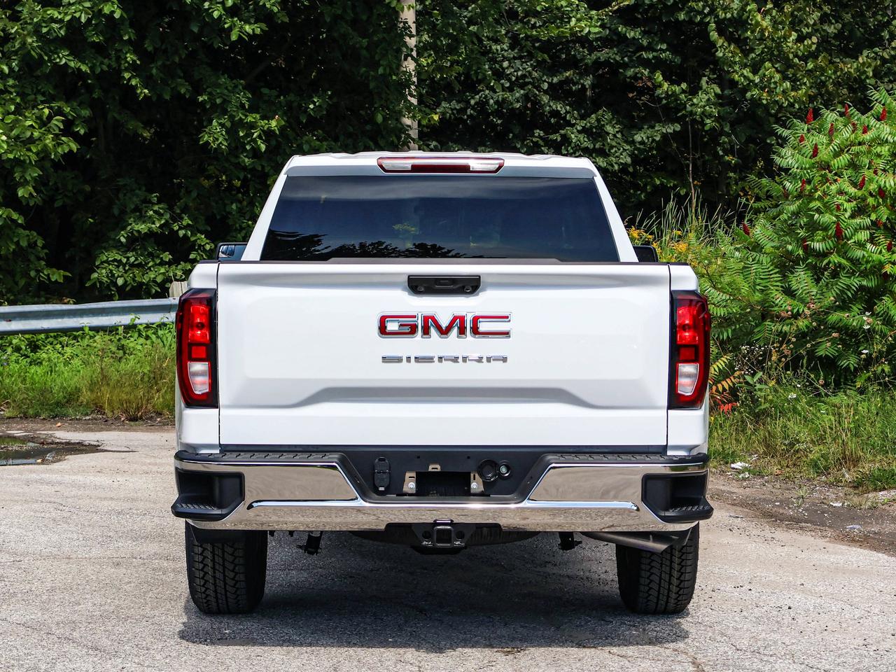 2026 GMC Sierra 1500 PRO Photo