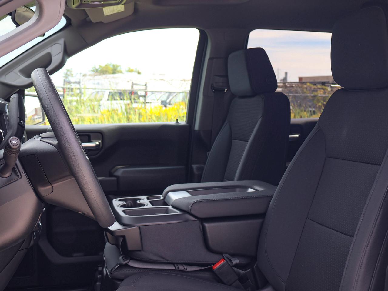 2026 GMC Sierra 1500 PRO Photo
