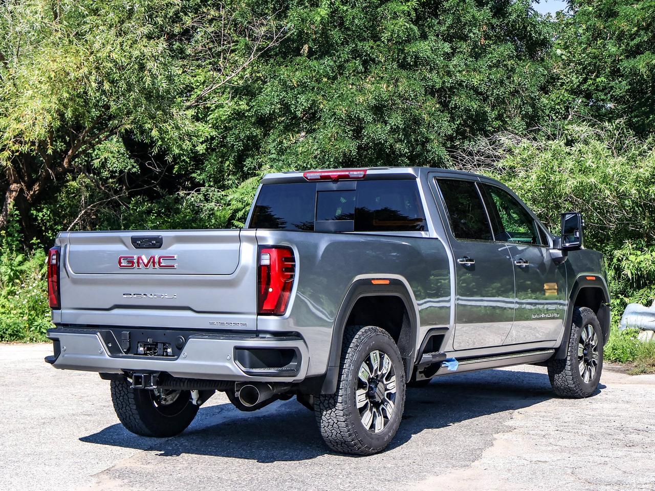 2026 GMC SIERRA 2500HD DENALI Photo