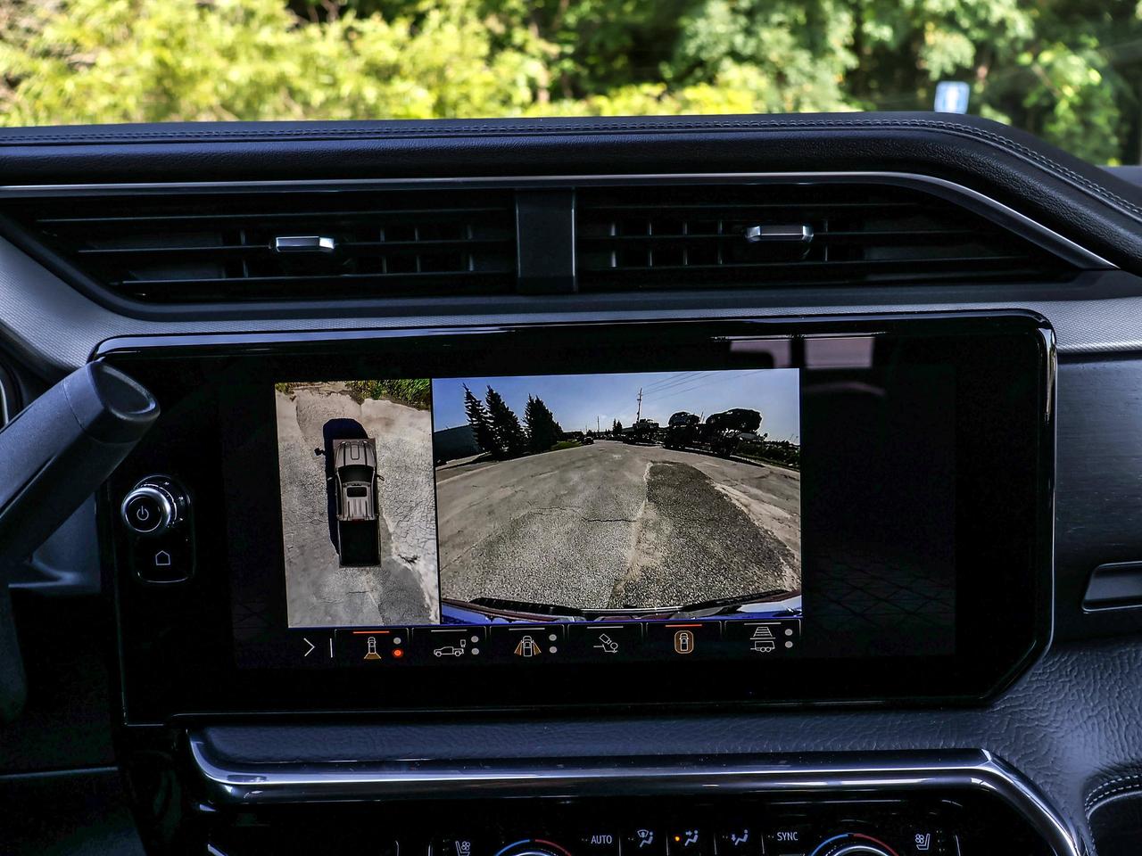 2026 GMC SIERRA 2500HD DENALI Photo