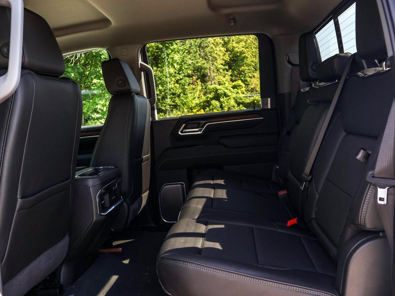 2026 GMC SIERRA 2500HD DENALI Photo