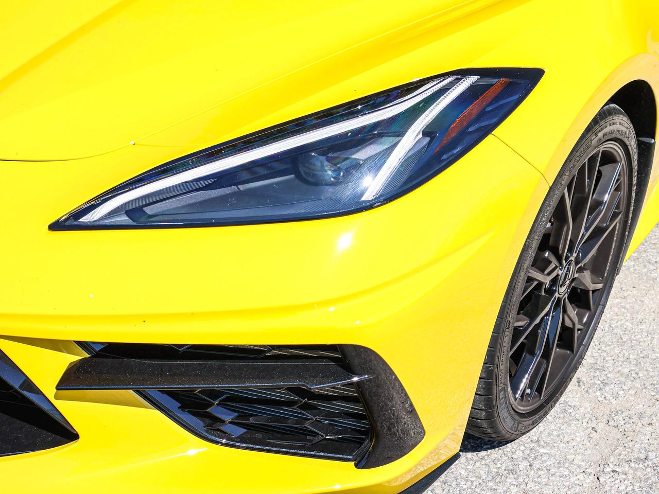 2025 Chevrolet Corvette 2LT Photo