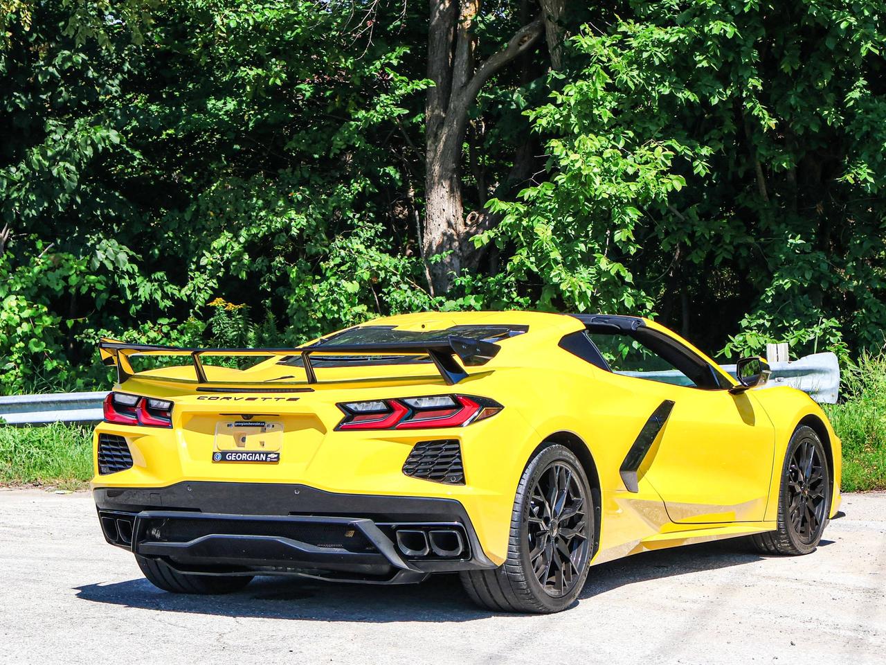 2025 Chevrolet Corvette 2LT Photo
