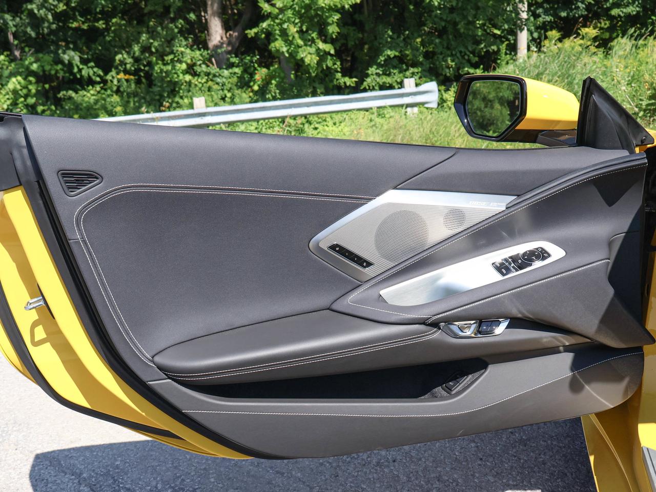 2025 Chevrolet Corvette 2LT Photo