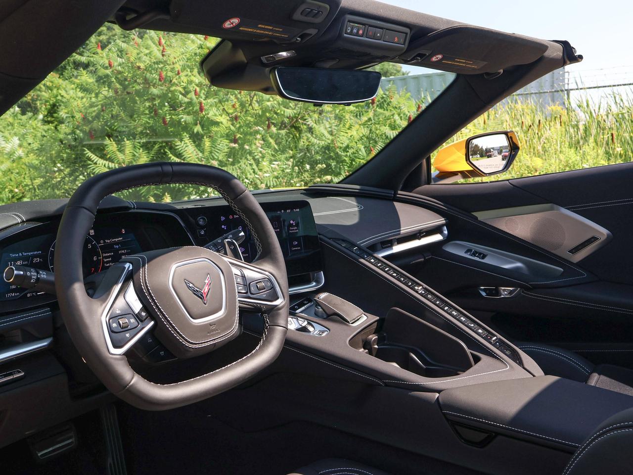 2025 Chevrolet Corvette 2LT Photo