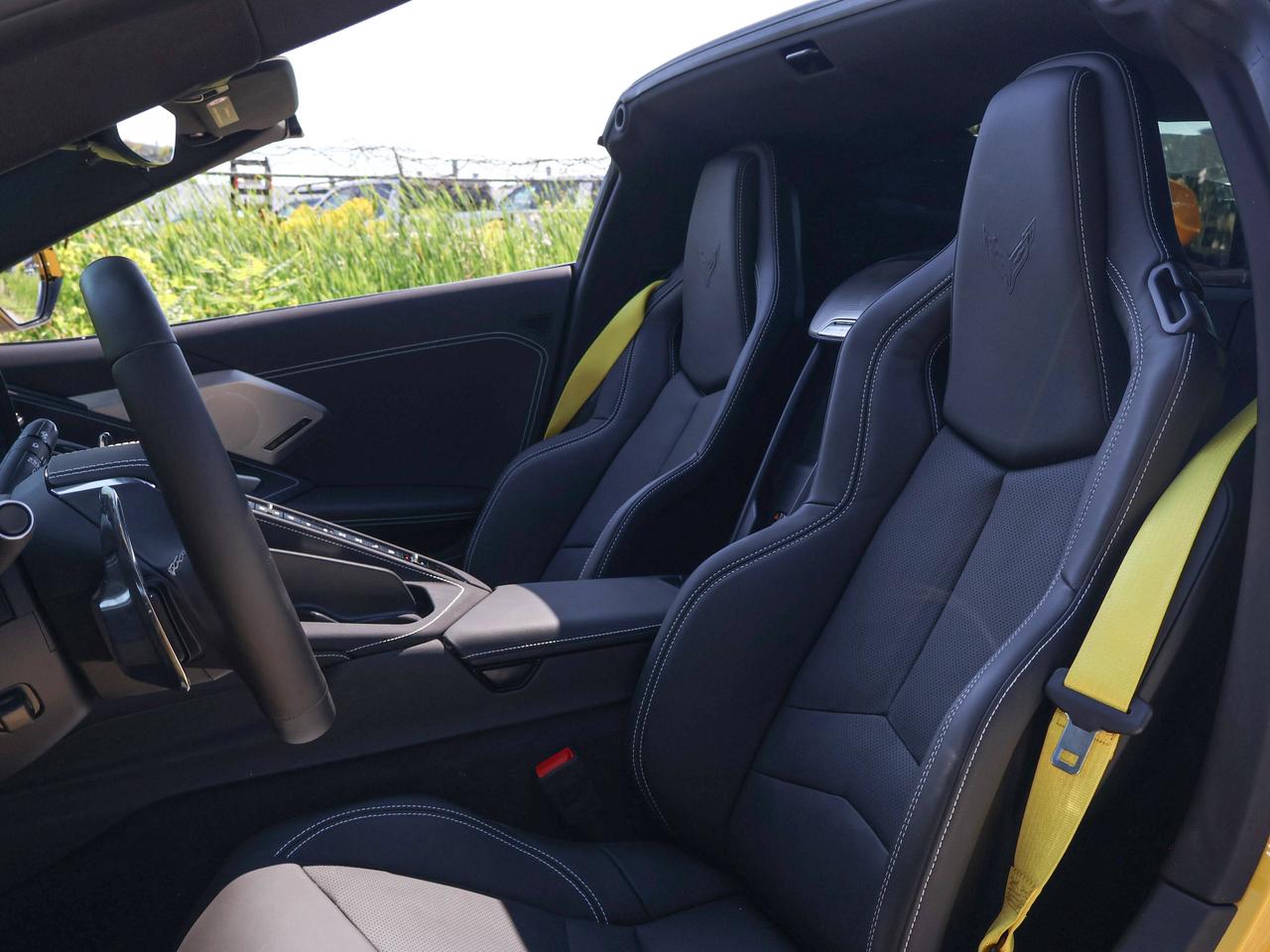2025 Chevrolet Corvette 2LT Photo