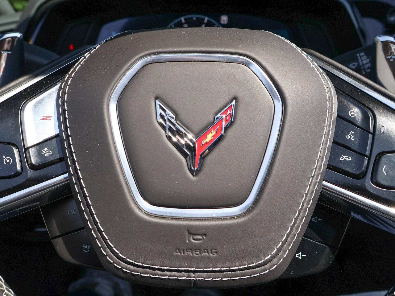 2025 Chevrolet Corvette 2LT Photo