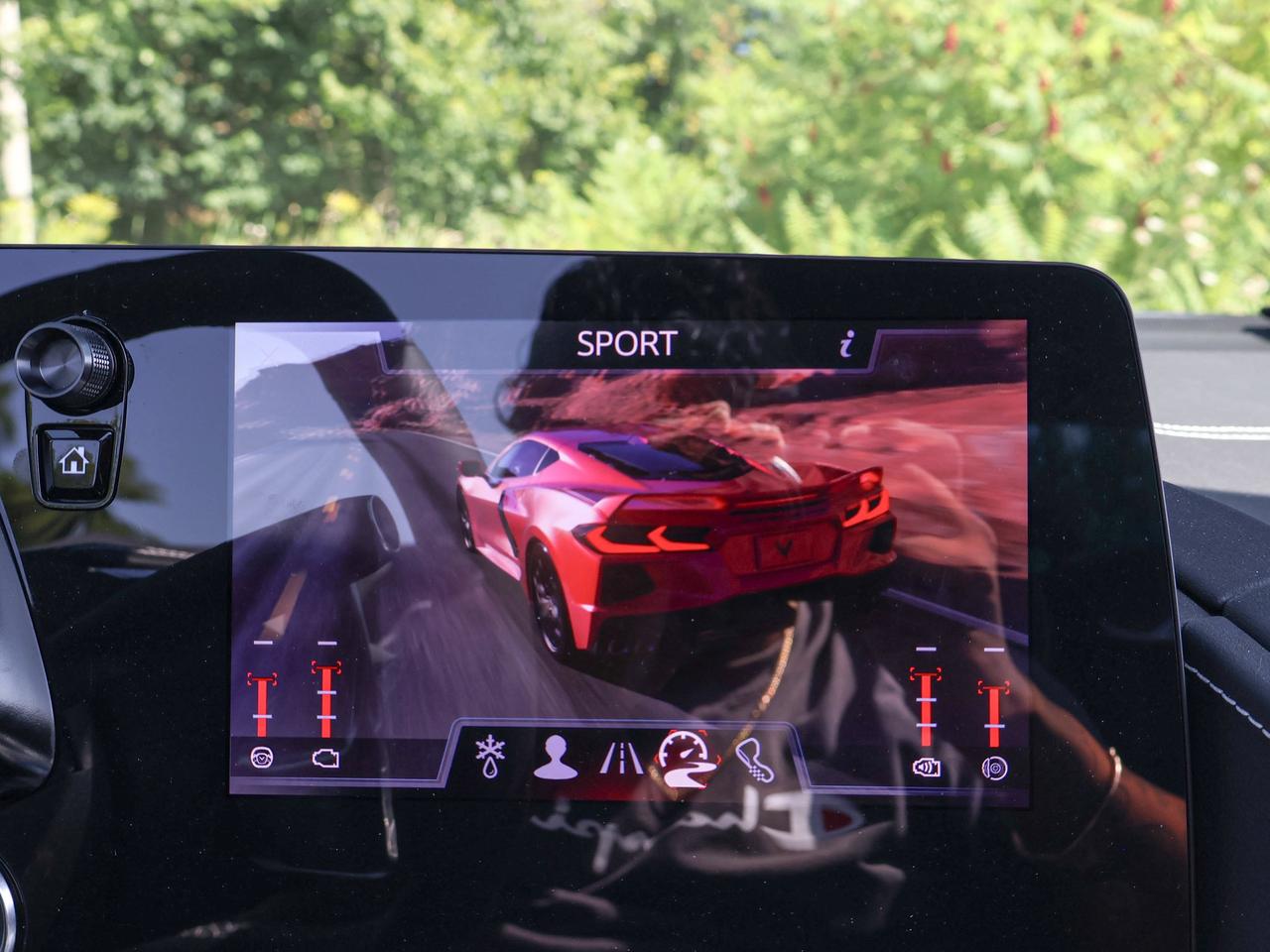 2025 Chevrolet Corvette 2LT Photo