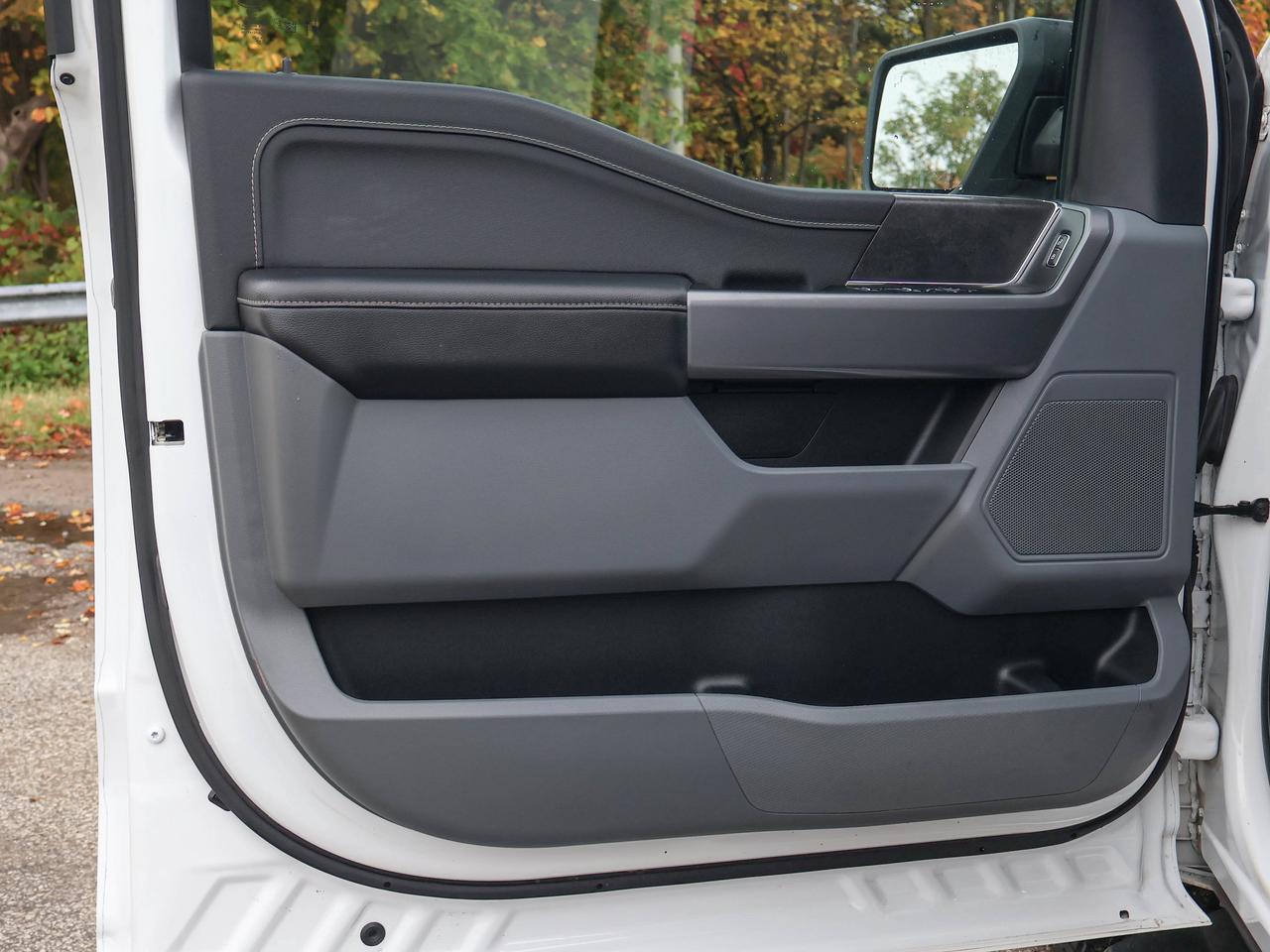 2025 Ford F-150 XLT Photo