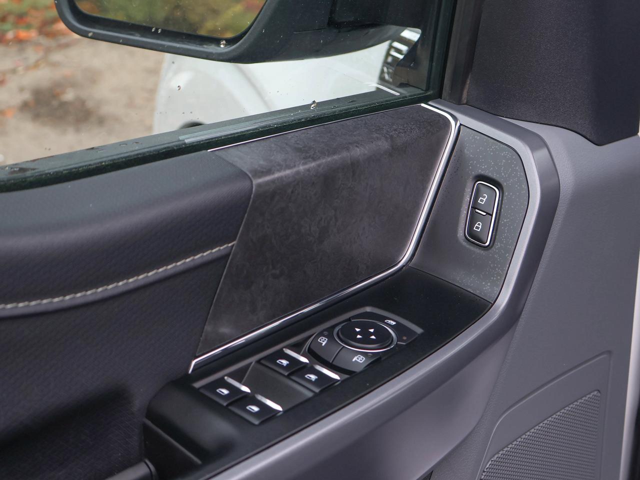 2025 Ford F-150 XLT Photo