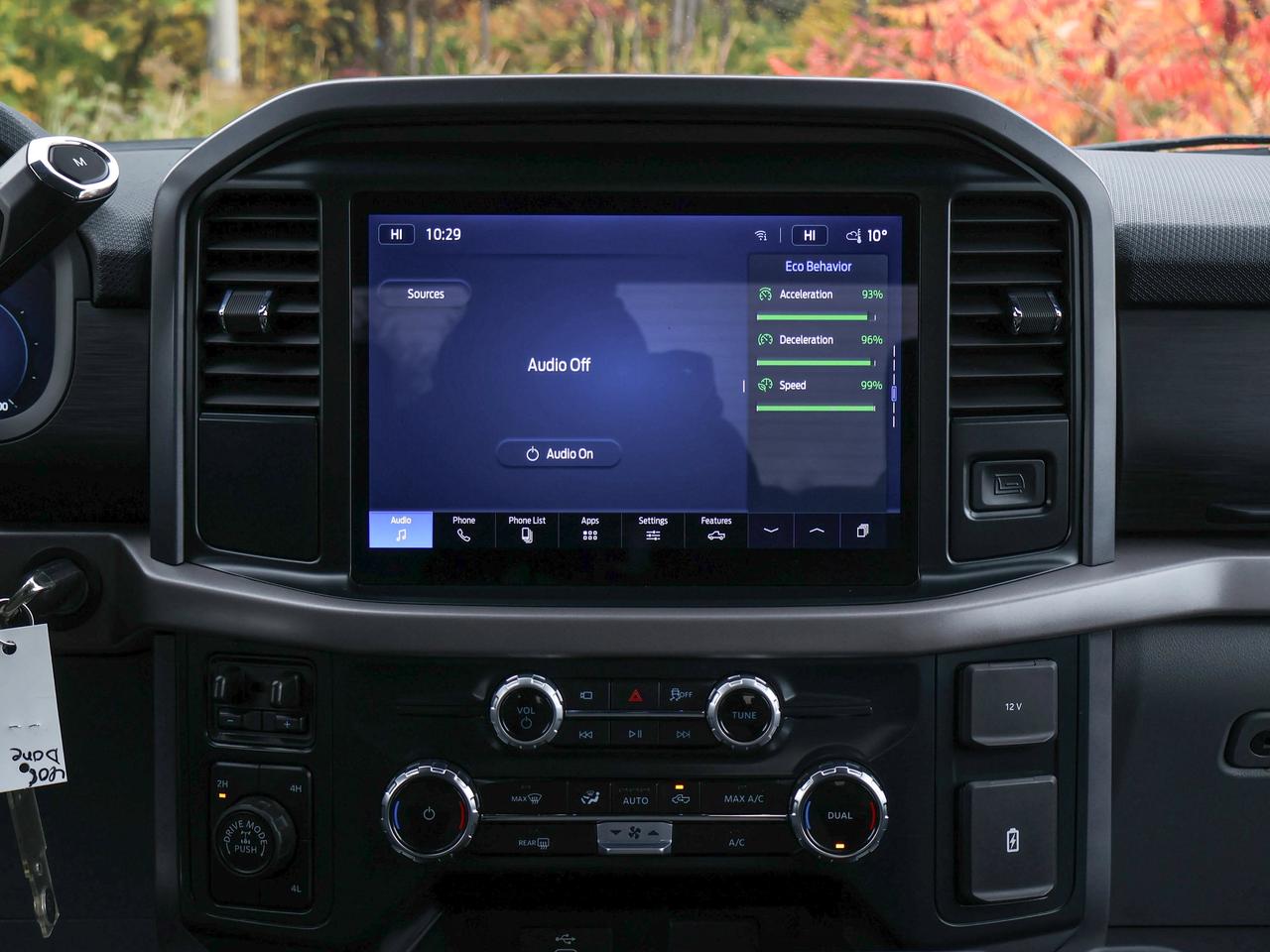2025 Ford F-150 XLT Photo