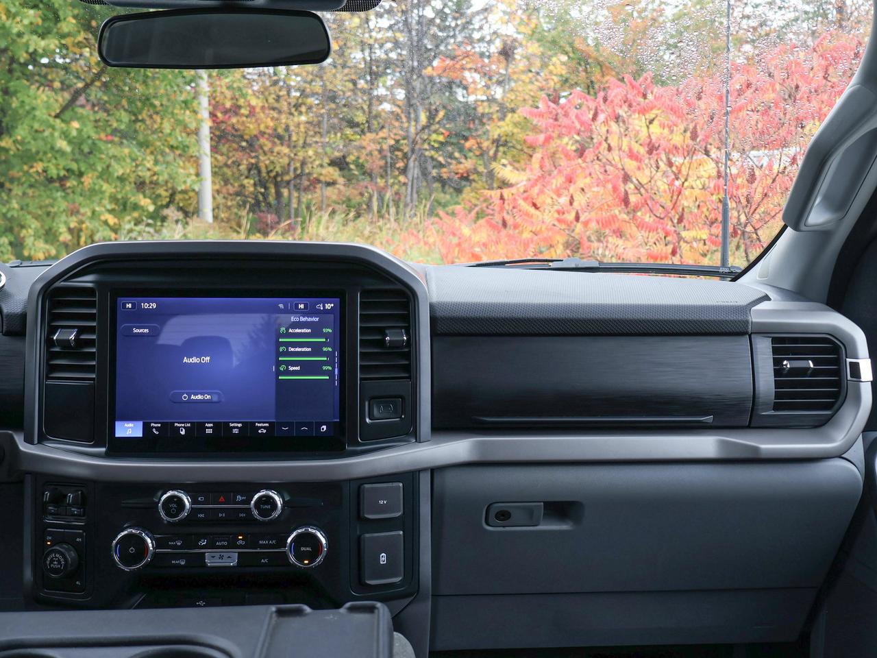 2025 Ford F-150 XLT Photo
