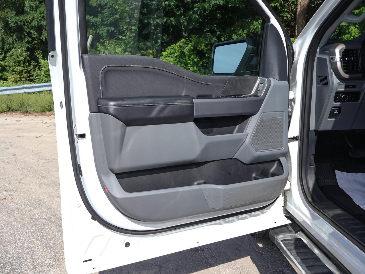 2025 Ford F-150 XLT Photo