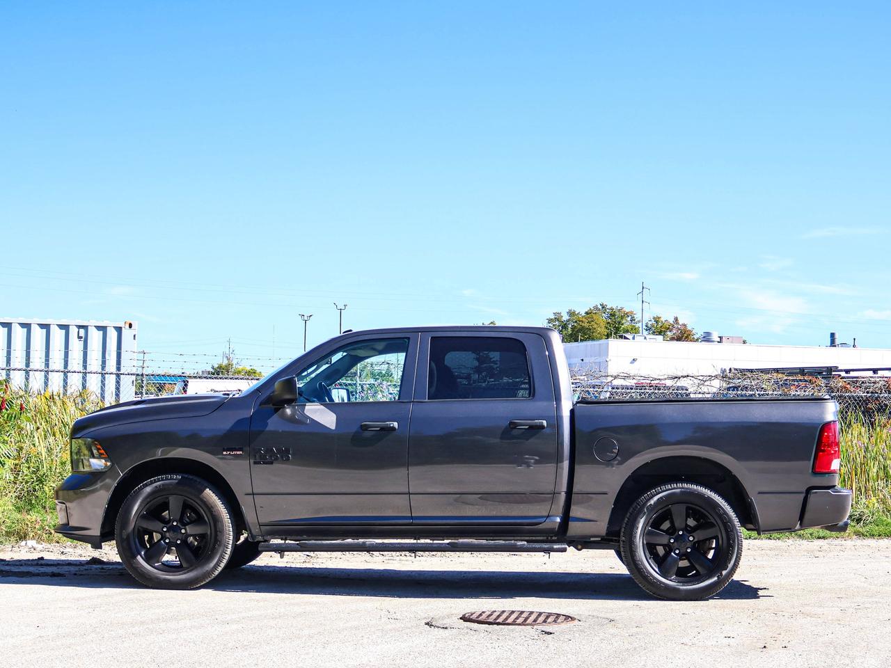 2022 RAM 1500 Classic EXPRESS Photo