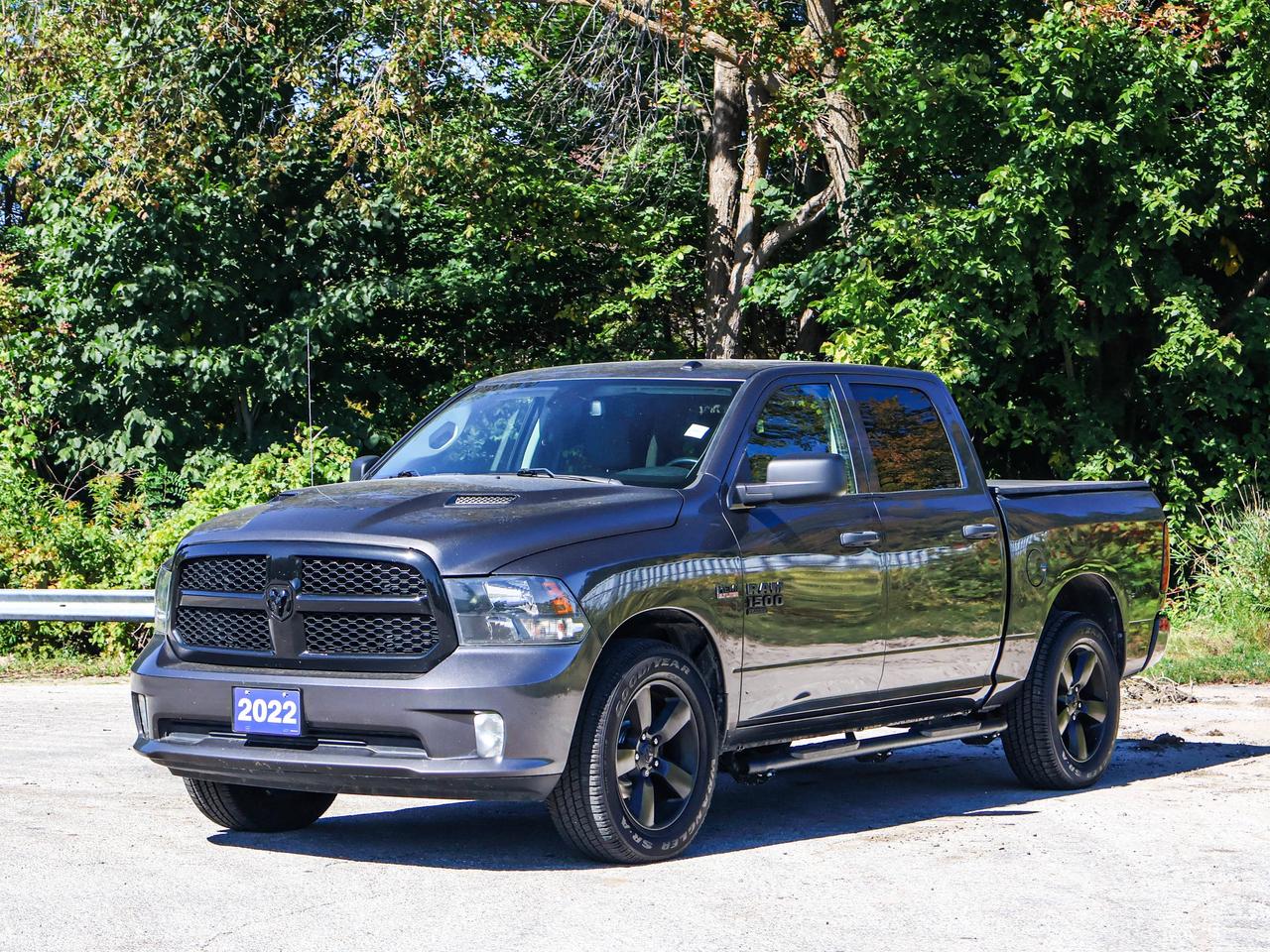 2022 RAM 1500 Classic EXPRESS Photo