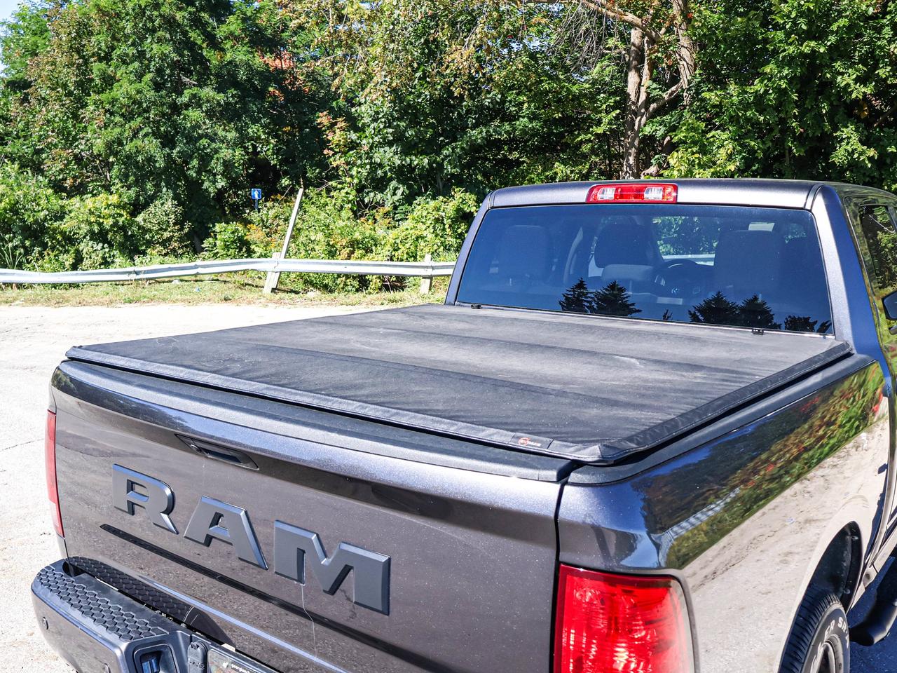 2022 RAM 1500 Classic EXPRESS Photo