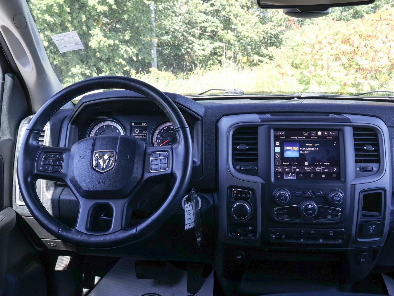 2022 RAM 1500 Classic EXPRESS Photo