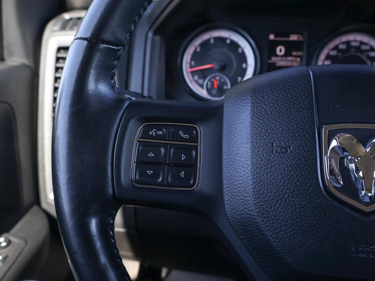 2022 RAM 1500 Classic EXPRESS Photo