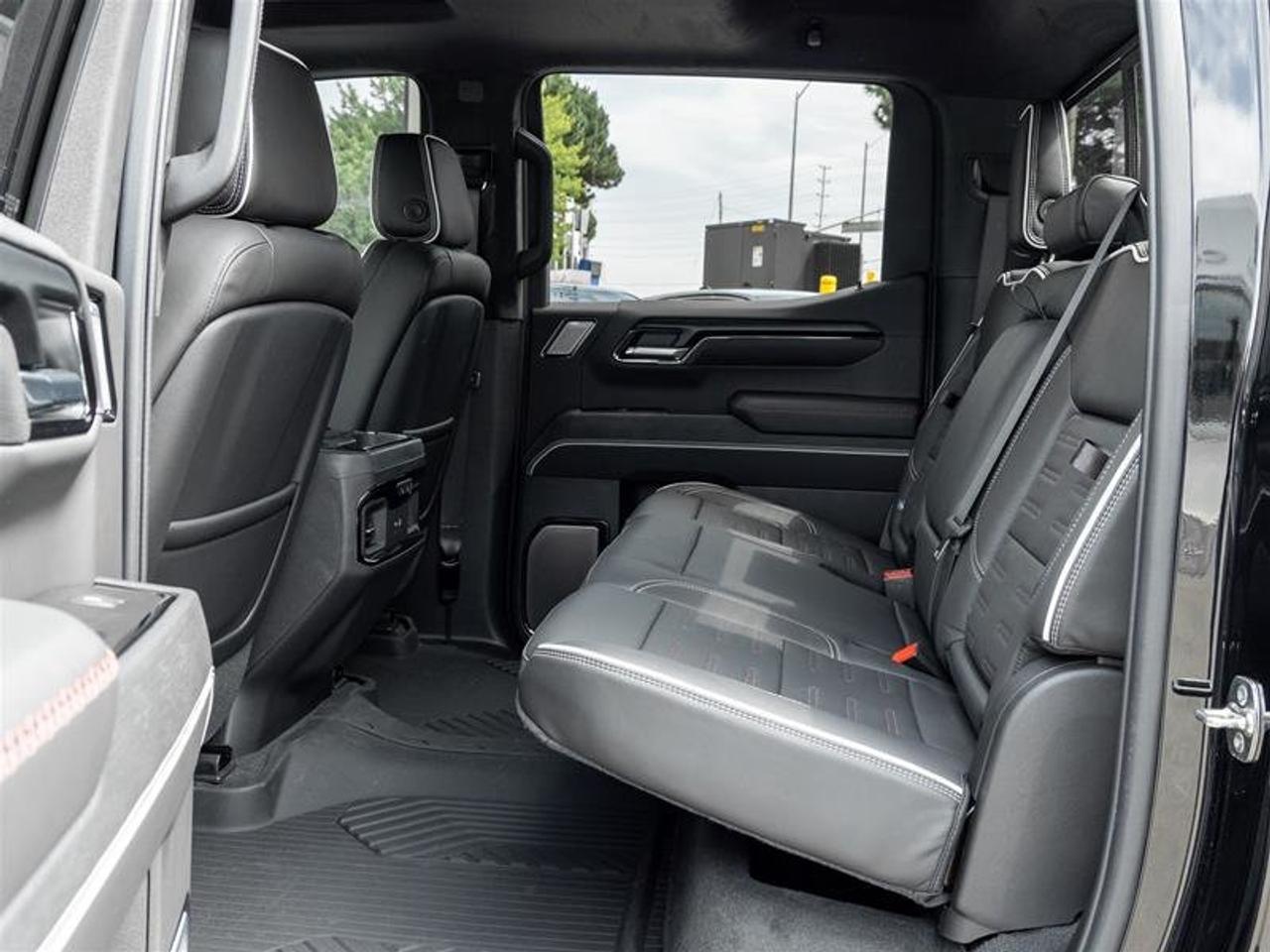 2026 GMC Sierra 1500 AT4X Photo