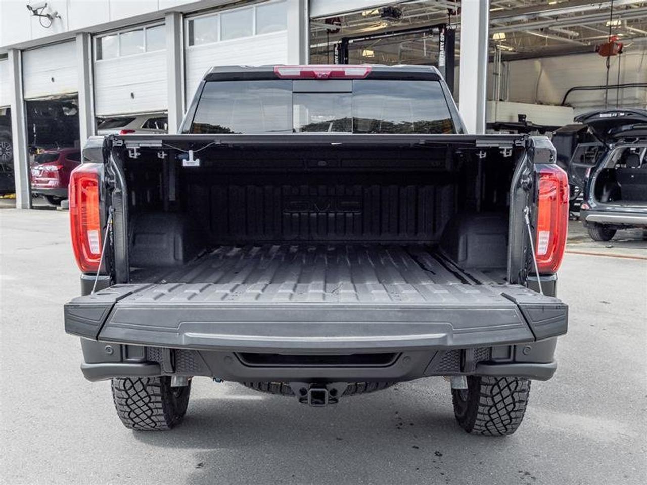 2026 GMC Sierra 1500 AT4X Photo