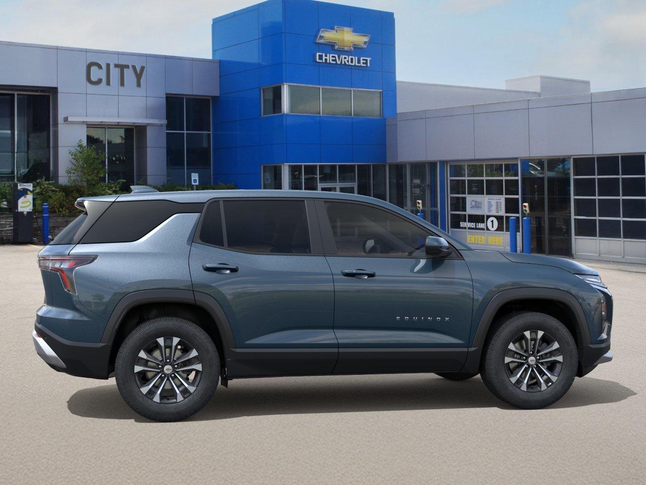 2027 Chevrolet Equinox LT Photo4