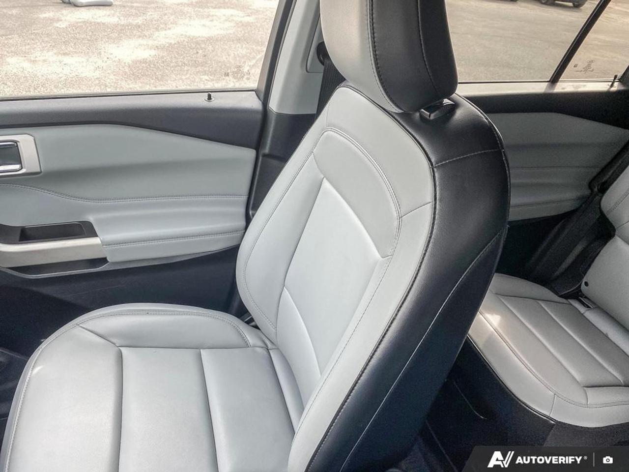 2021 Ford Explorer XLT SPORT PKG | TWIN PANEL MOONROOF Photo