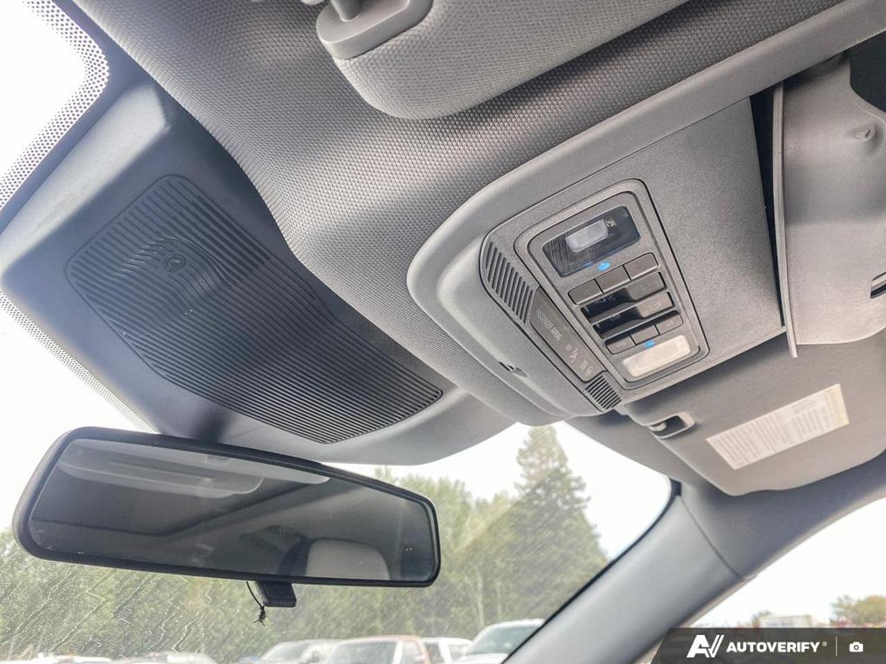 2021 Ford Explorer XLT SPORT PKG | TWIN PANEL MOONROOF Photo
