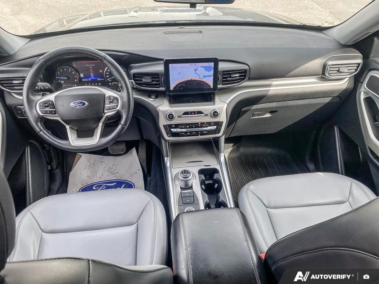 2021 Ford Explorer XLT SPORT PKG | TWIN PANEL MOONROOF Photo