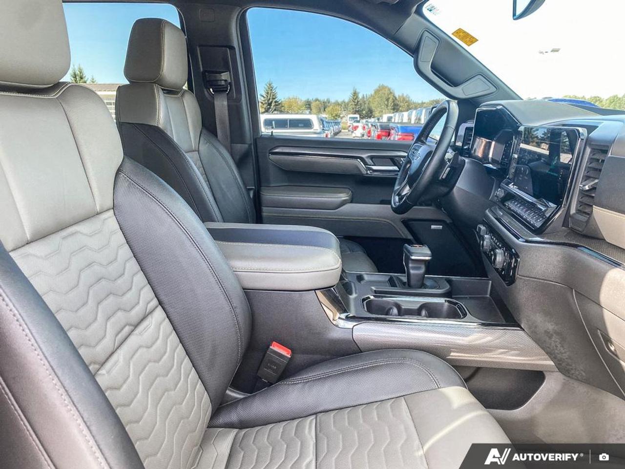 2024 Chevrolet Silverado 1500 ZR2 3.0L DIESEL | LEATHER| CARPLAY Photo
