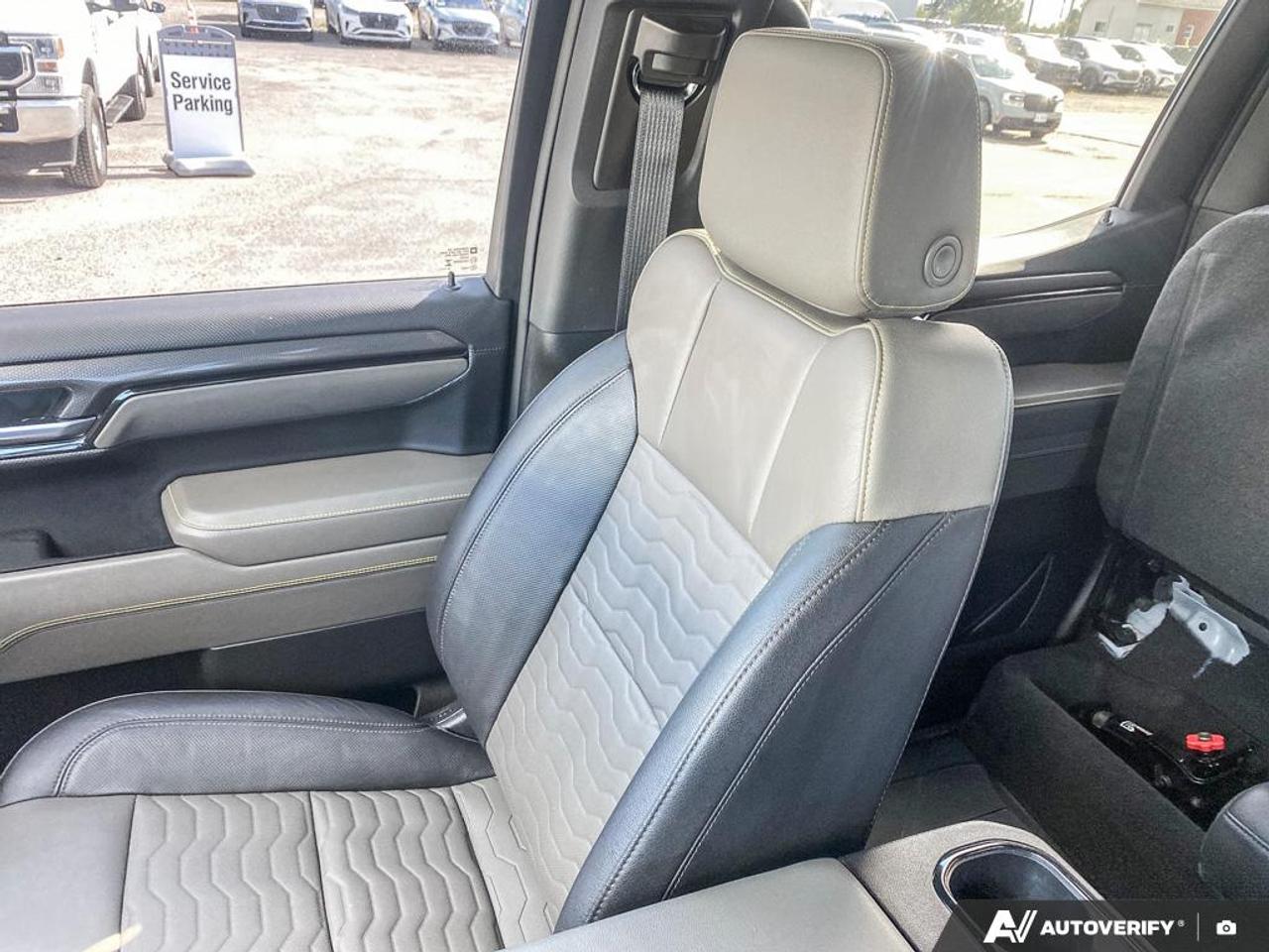 2024 Chevrolet Silverado 1500 ZR2 3.0L DIESEL | LEATHER| CARPLAY Photo