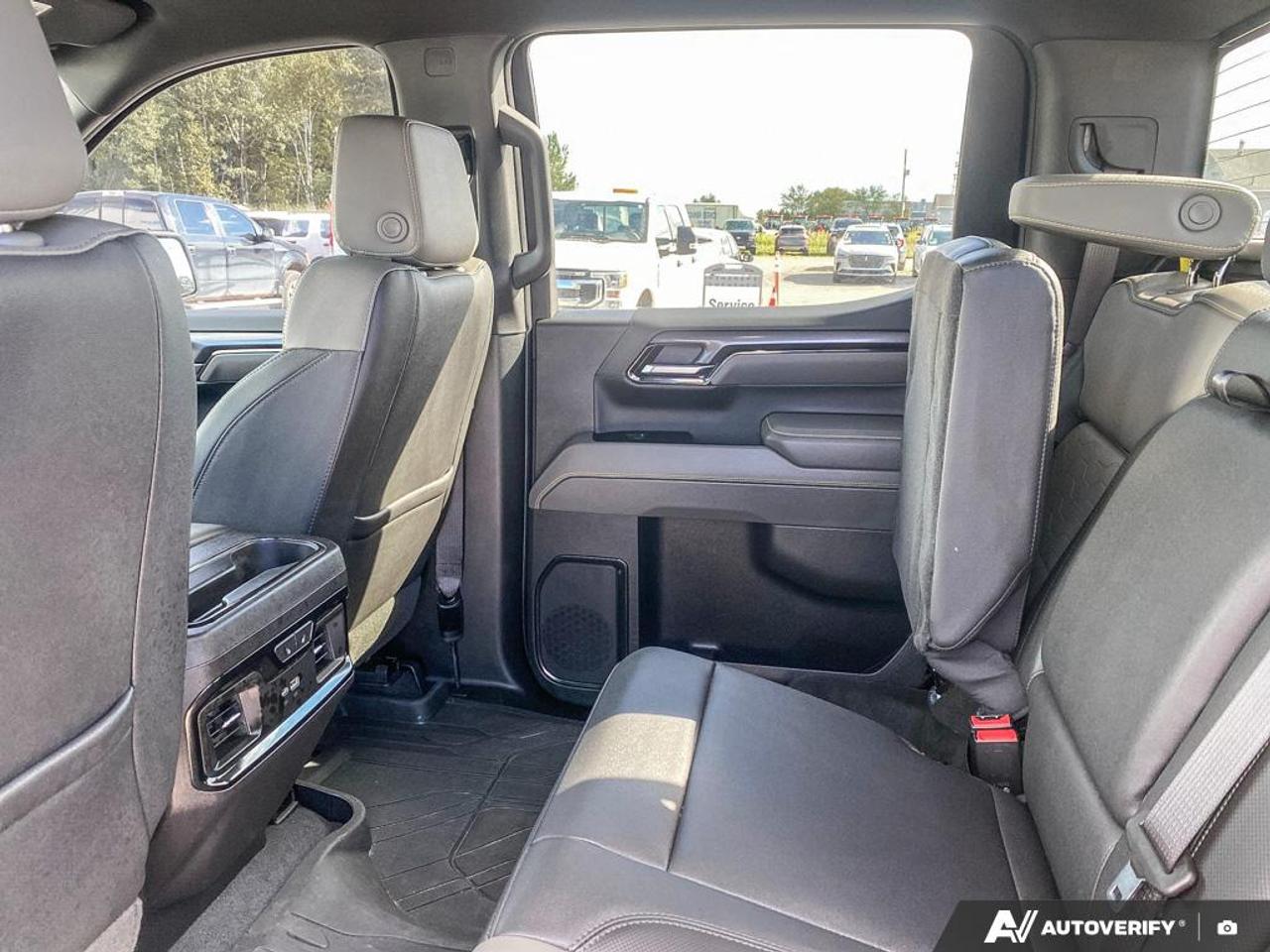 2024 Chevrolet Silverado 1500 ZR2 3.0L DIESEL | LEATHER| CARPLAY Photo