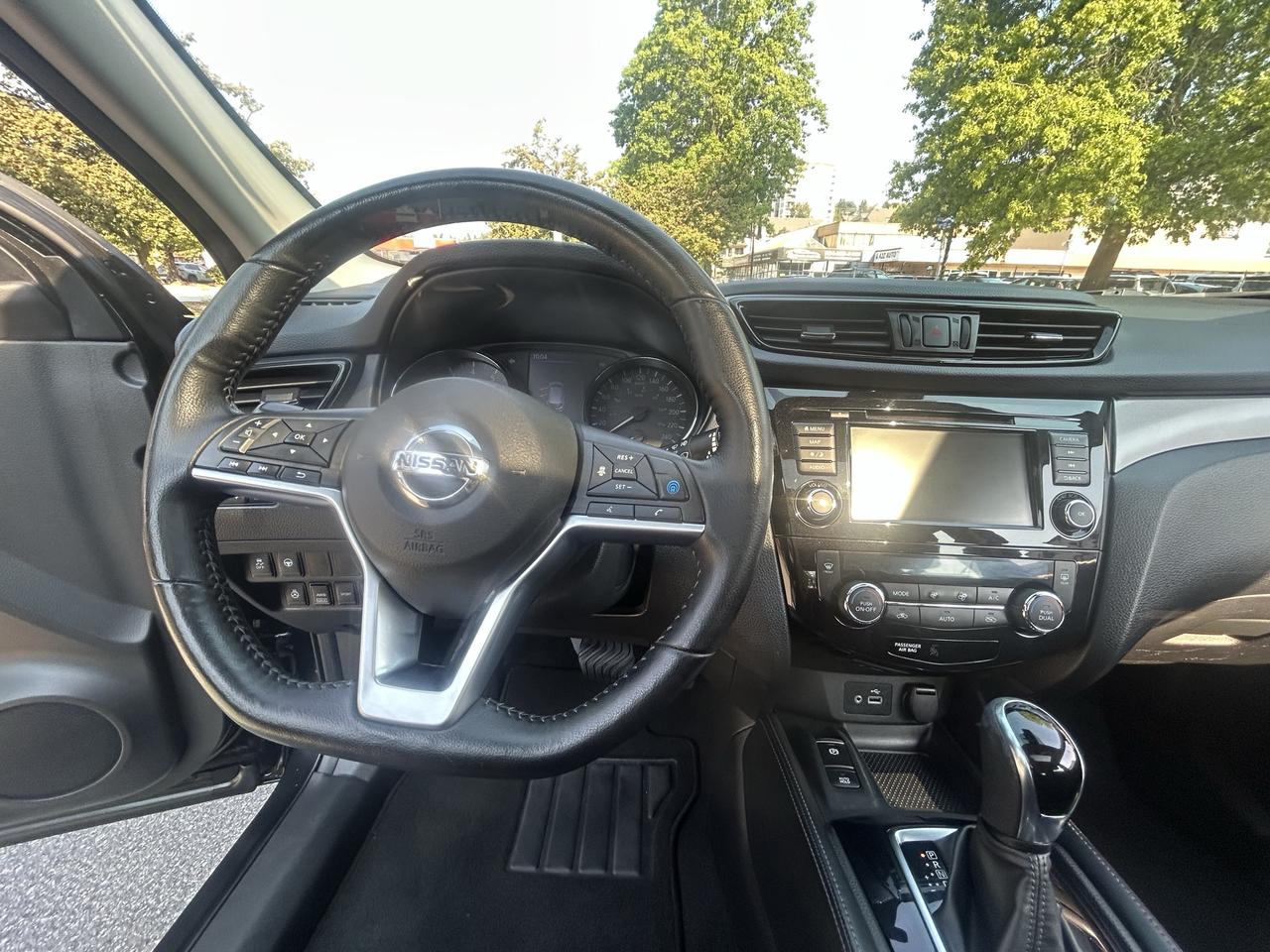 2020 Nissan Qashqai SL Photo