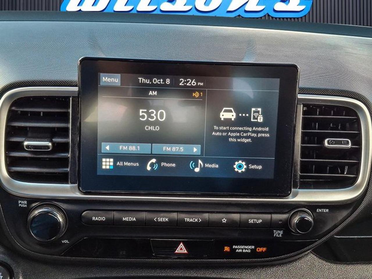 2025 Hyundai Venue Preferred | Heated Wheel + Seats | CarPlay + Android | Rear Camera | and More ! Photo