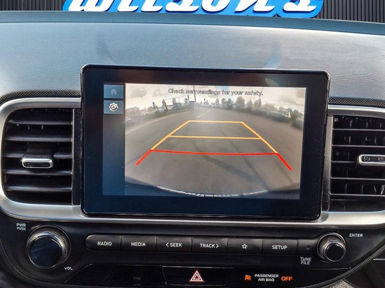 2025 Hyundai Venue Preferred | Heated Wheel + Seats | CarPlay + Android | Rear Camera | and More ! Photo