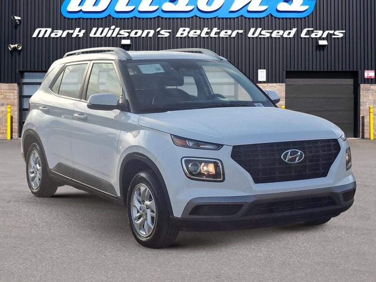 2025 Hyundai Venue Preferred | Heated Wheel + Seats | CarPlay + Android | Rear Camera | and More ! Photo