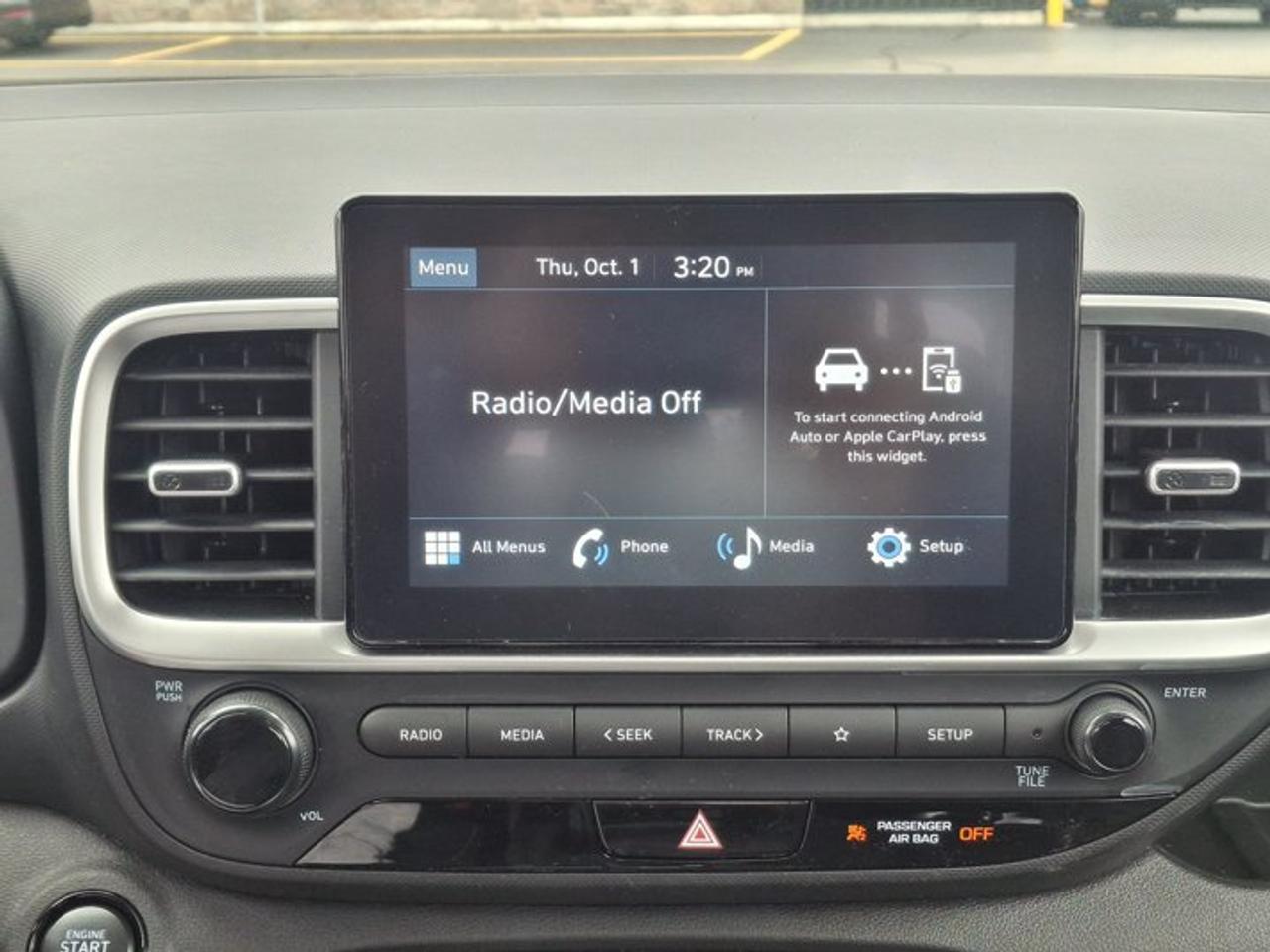2026 Hyundai Venue Preferred | Heated Wheel + Seats | BCW | RCCW | CarPlay + Android | Rear Camera | and More ! Photo
