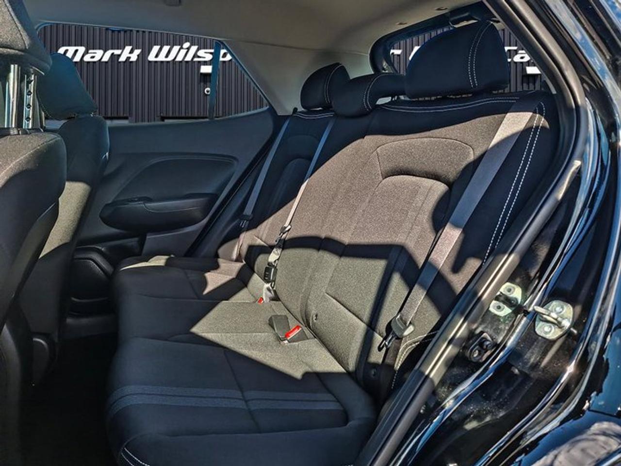 2026 Hyundai Venue Preferred | Heated Wheel + Seats | BCW | RCCW | CarPlay + Android | Rear Camera | and More ! Photo