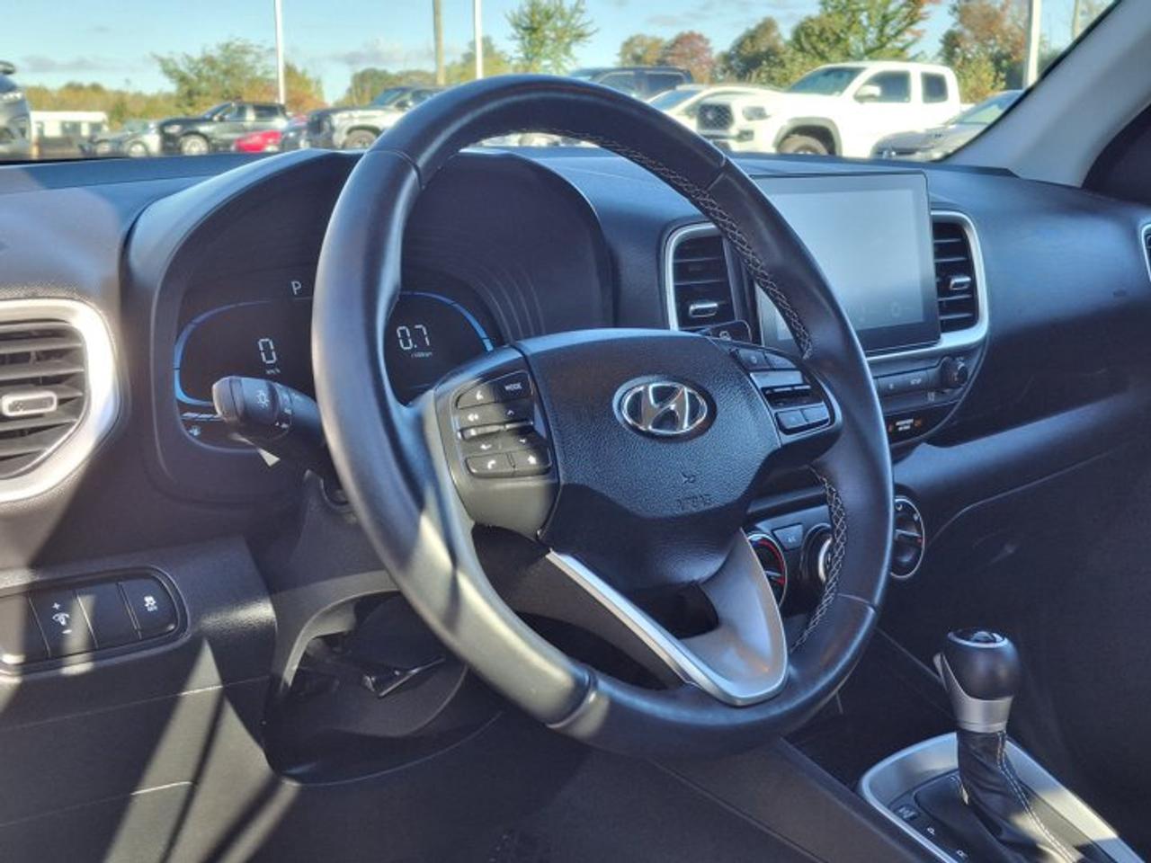 2026 Hyundai Venue Preferred | Heated Wheel + Seats | BCW | RCCW | CarPlay + Android | Rear Camera | and More ! Photo