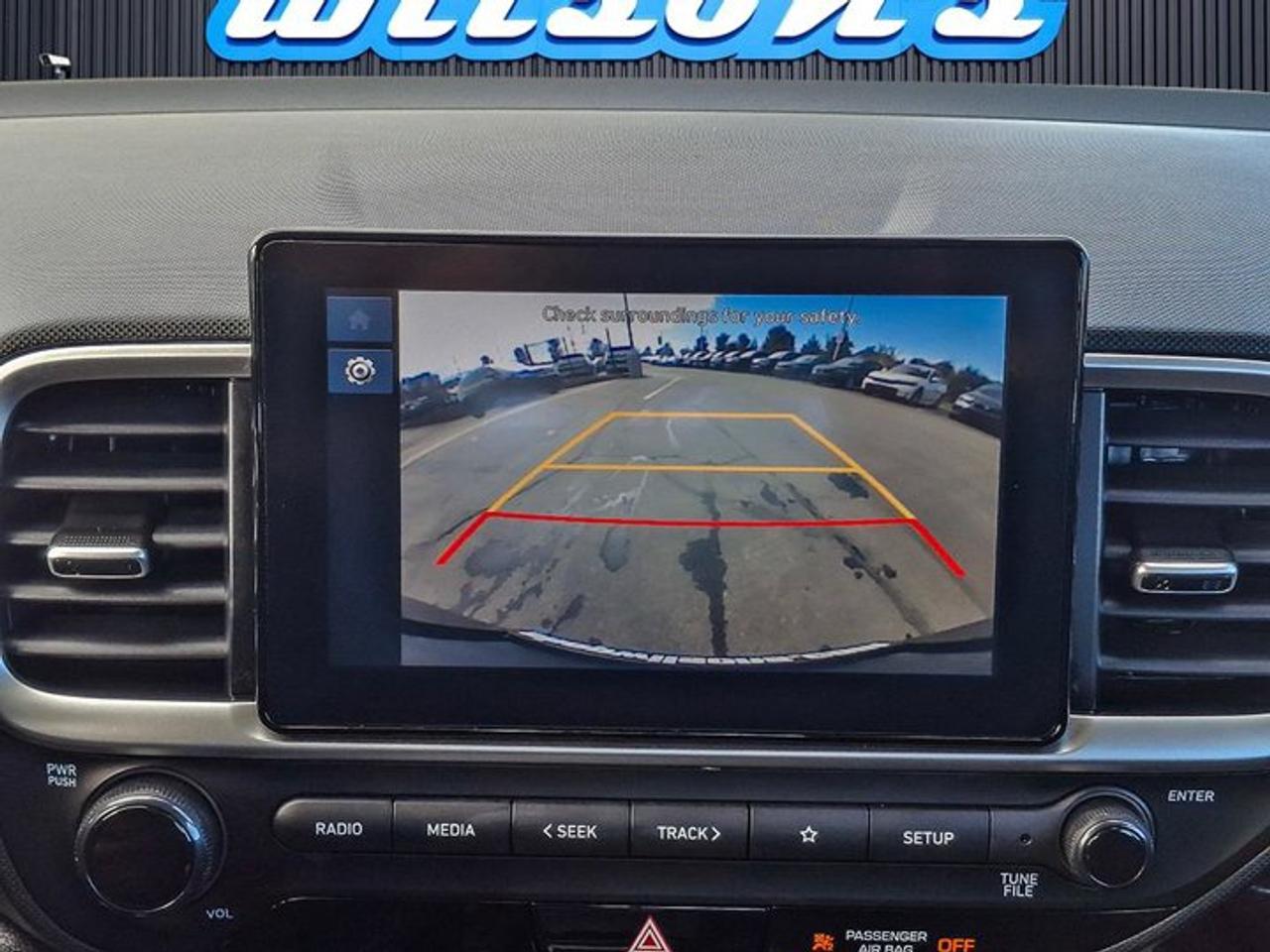 2025 Hyundai Venue Preferred | Heated Wheel + Seats | CarPlay + Android | Rear Camera | and More ! Photo