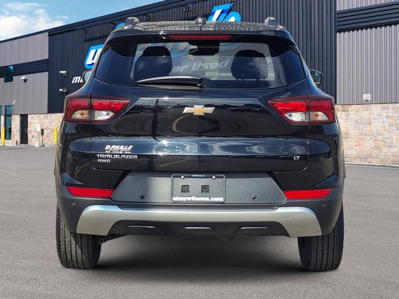 2021 Chevrolet TrailBlazer LT AWD | Heated Seats | CarPlay + Android | Remote Start | Blind Spot | Rear Cam | and More ! Photo