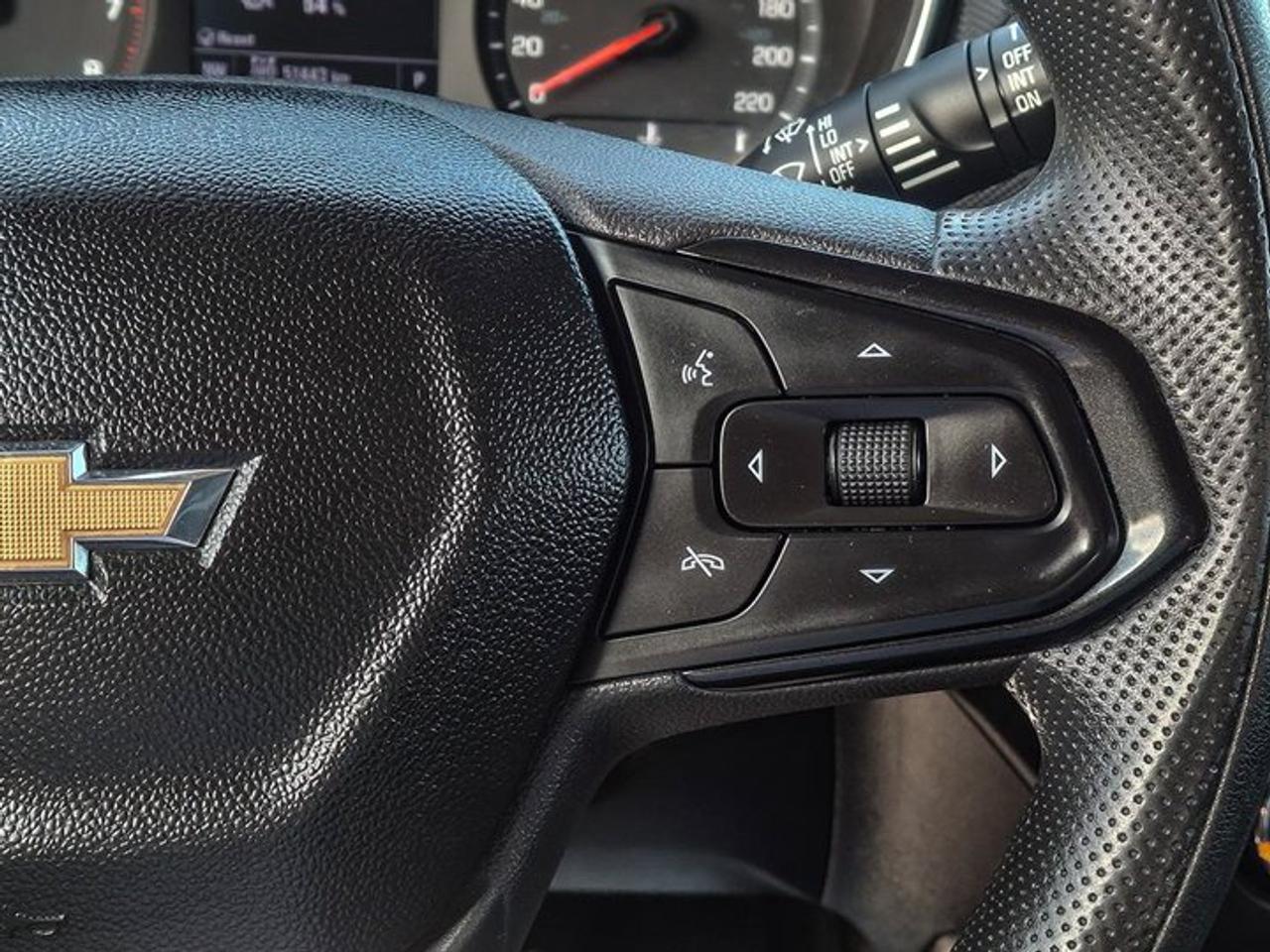 2021 Chevrolet TrailBlazer LT AWD | Heated Seats | CarPlay + Android | Remote Start | Blind Spot | Rear Cam | and More ! Photo