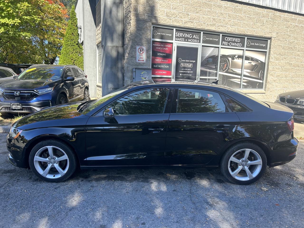 2015 Audi A3 KOMFORT, HEATED SEATS, SUNROOF, BLUETOOTH & MORE!! Photo2