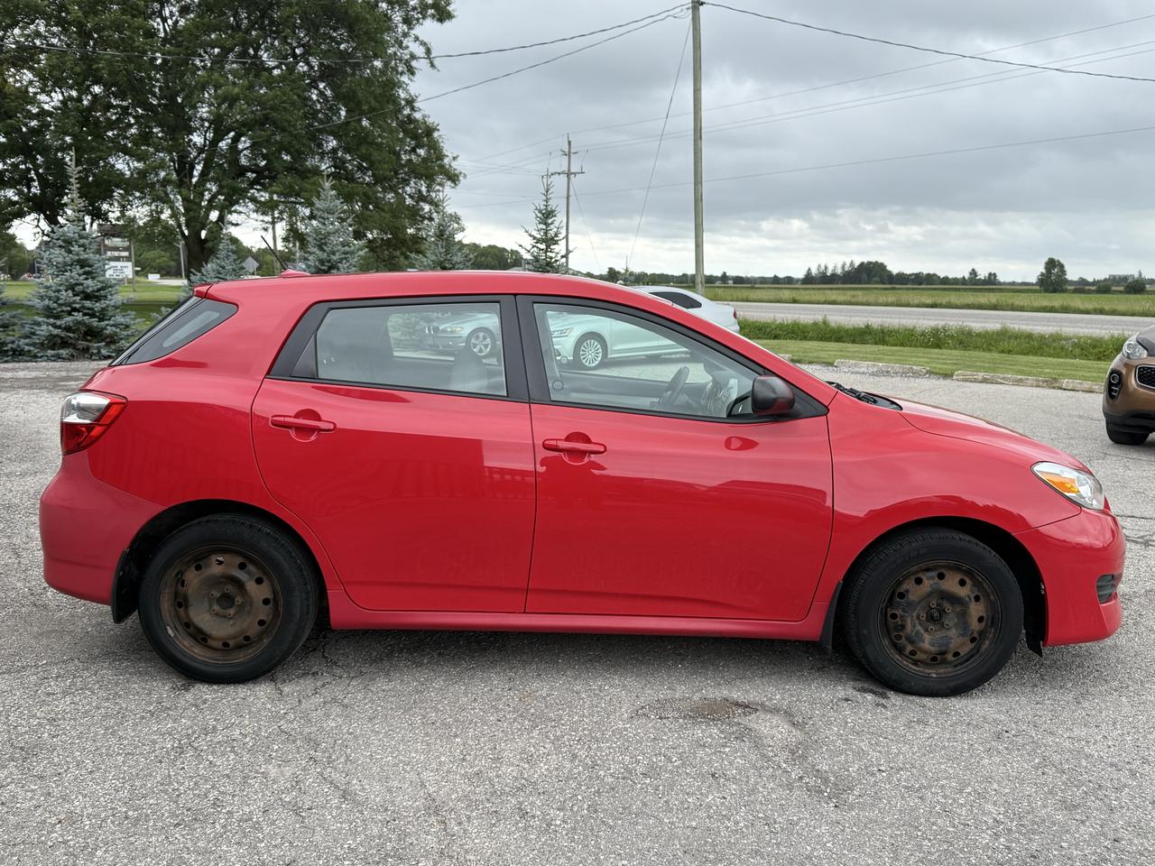 2010 Toyota Matrix  Photo